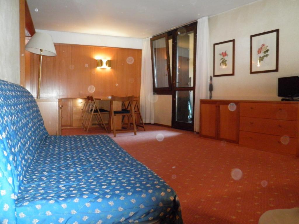 R.T.A. Hotel Des Alpes 2 Мадонна-ді-Кампільйо Номер фото